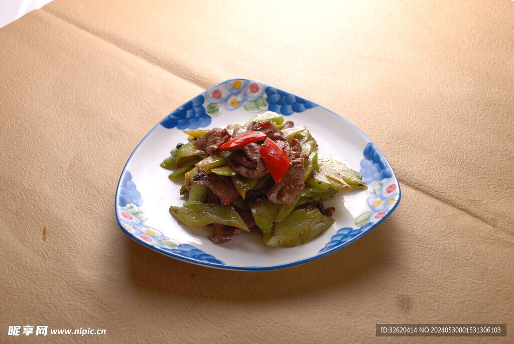 凉瓜炒鸵鸟肉