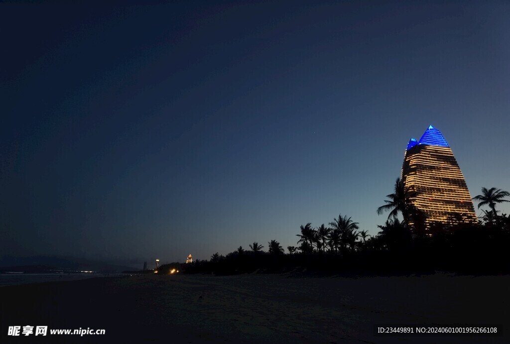 海边夜色降临