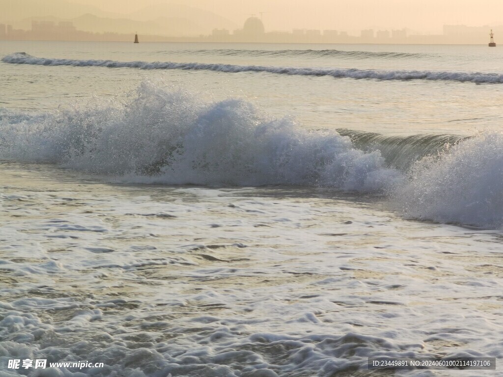 激浪浪花