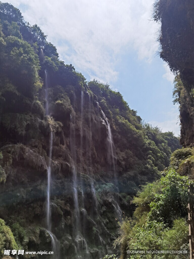 马岭河枯水期瀑布群