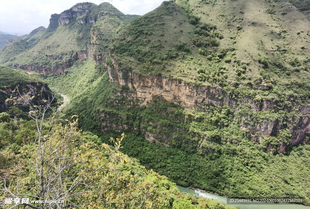 马岭河峡谷风景