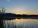 夕阳湖面风光