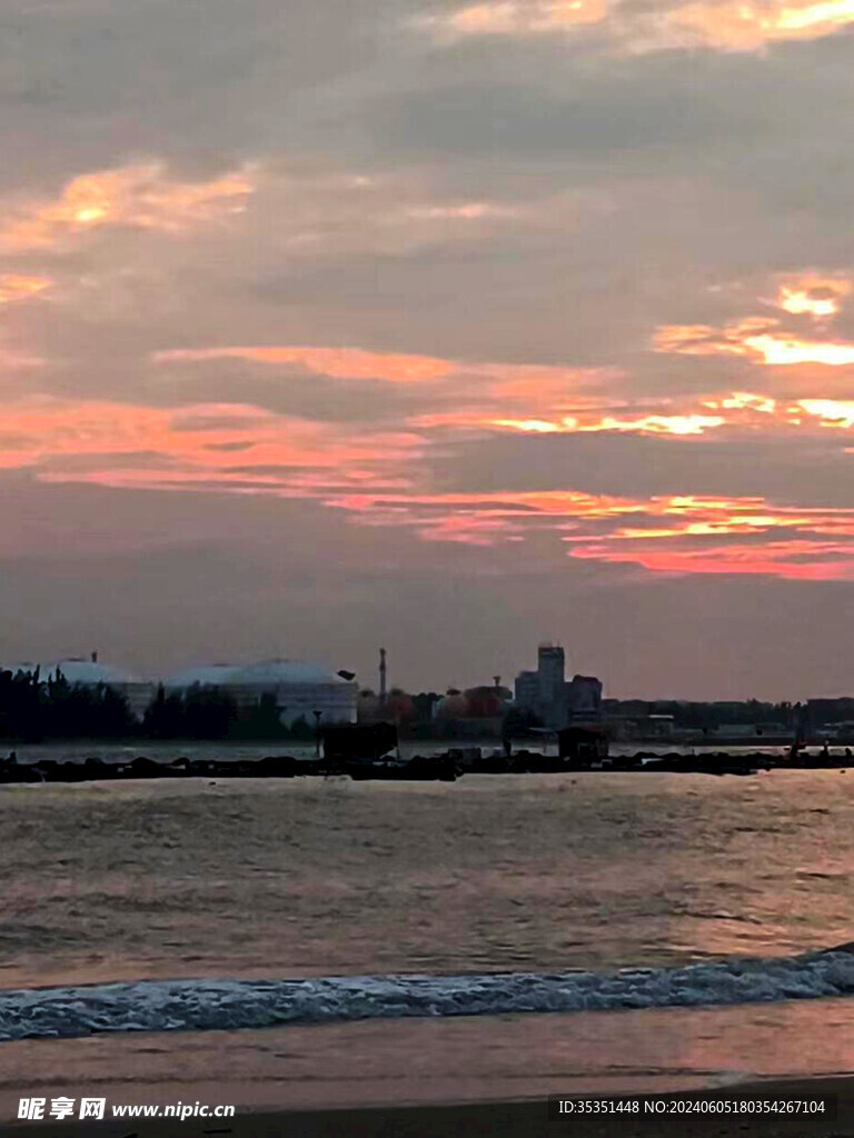 海边夕阳背景图