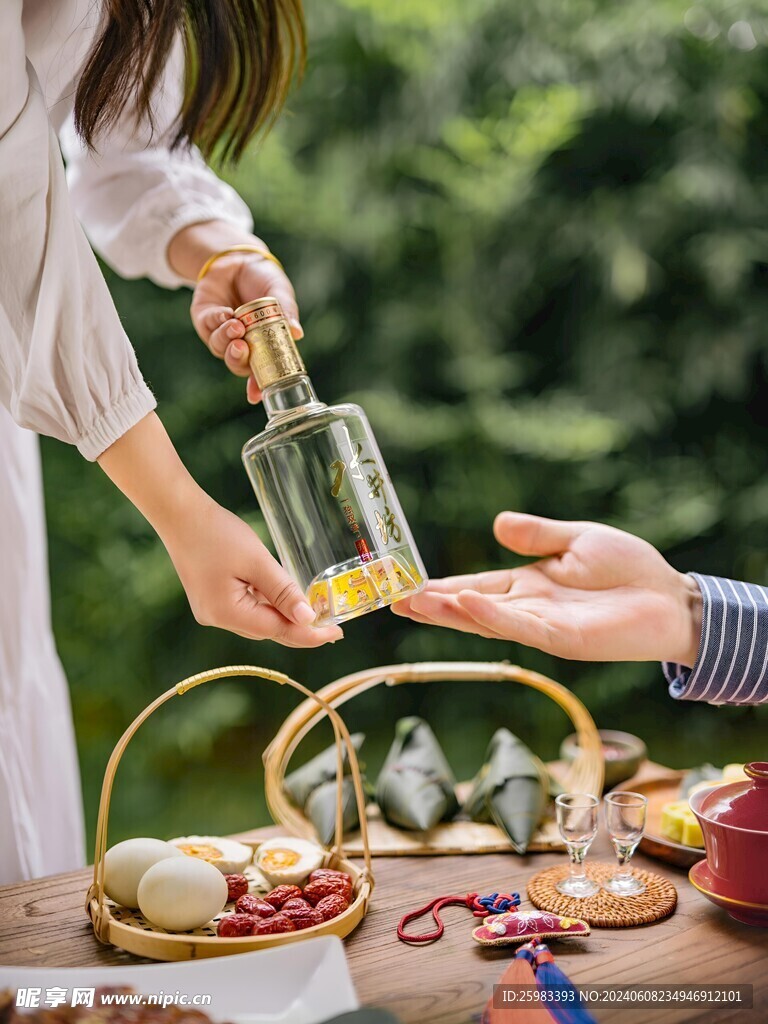 白酒 