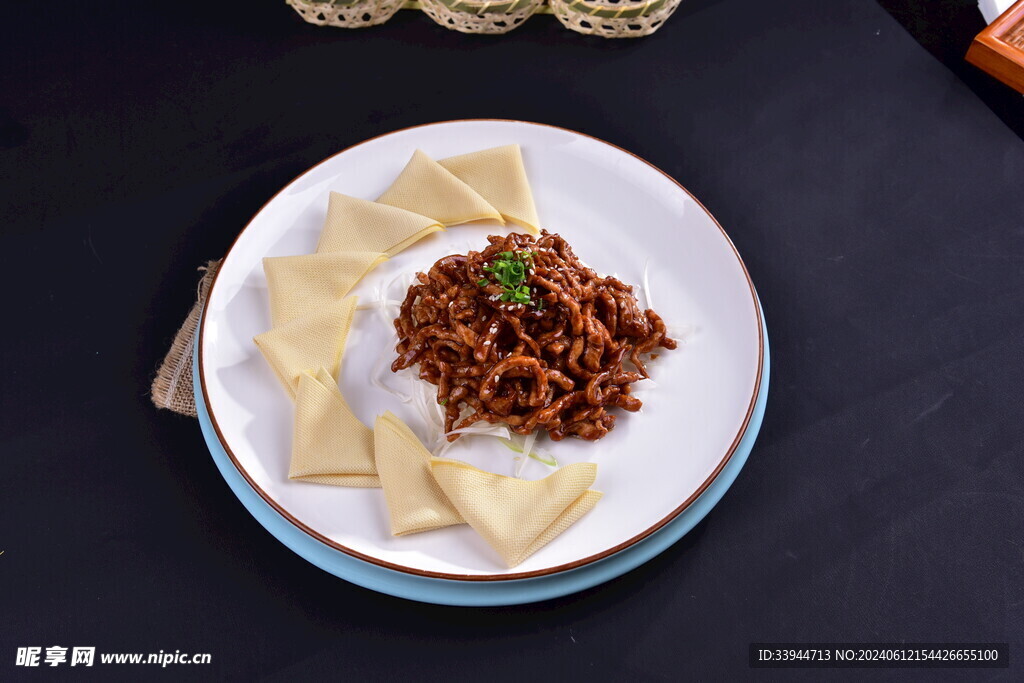 京酱肉丝配小饼