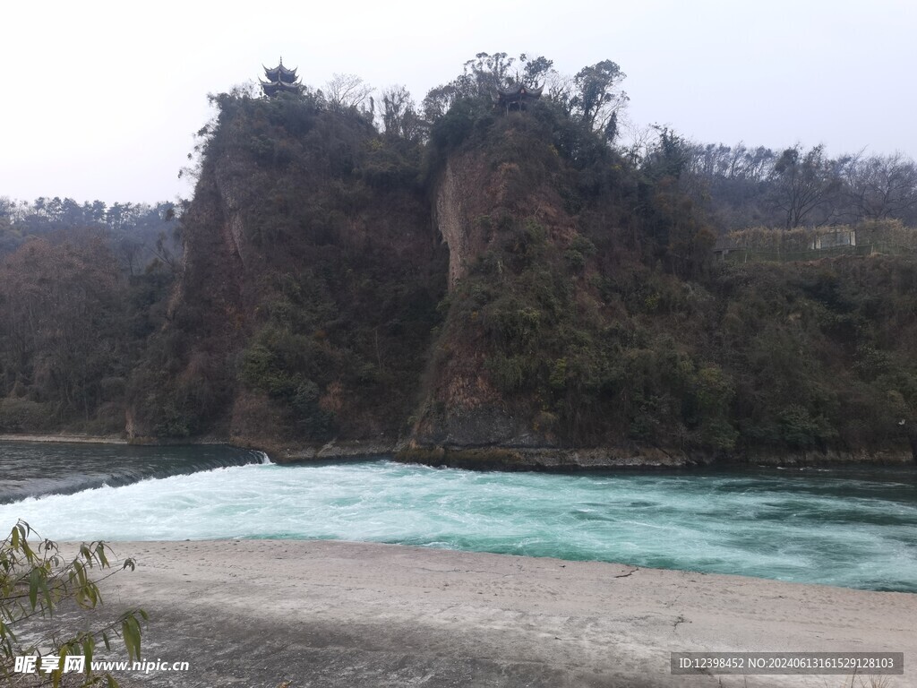 都江堰宝瓶口景观