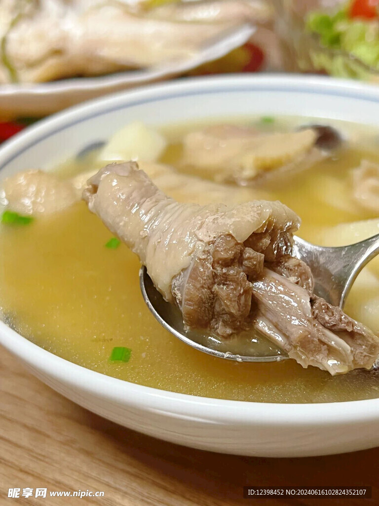 炖鸡汤