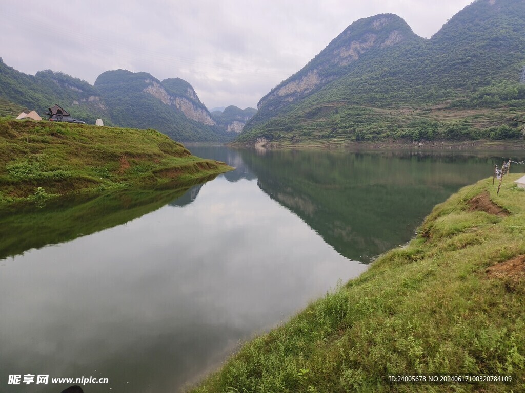 斯拉河