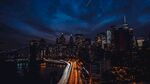 夜晚城市交通光线