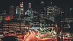 夜晚城市交通光线