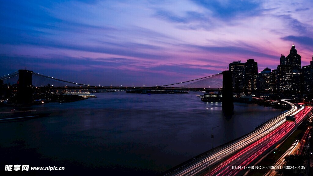 夜晚城市交通光线