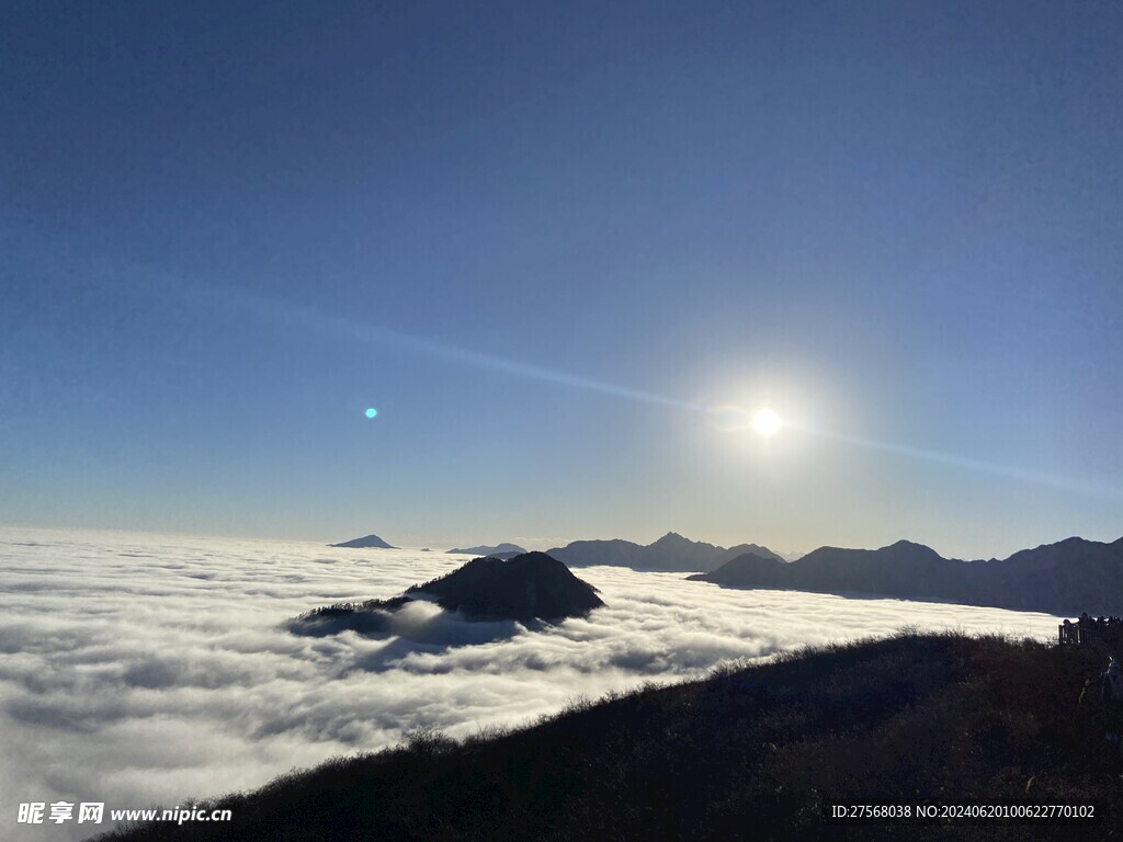 西岭雪山云海