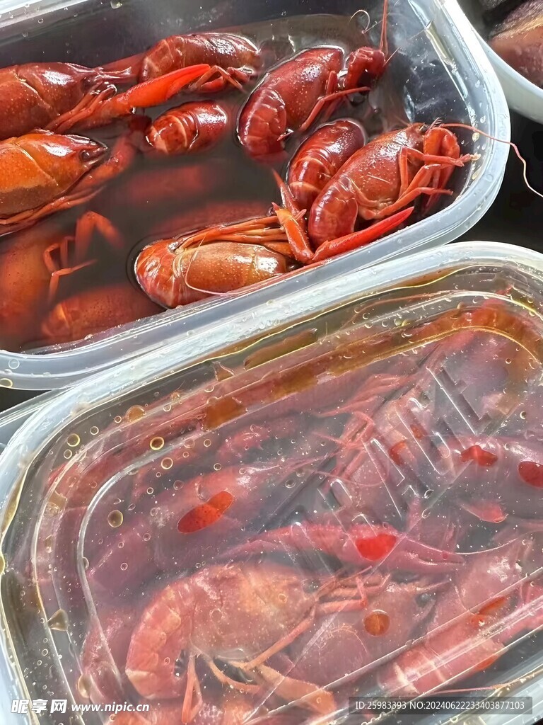 麻辣小龙虾 