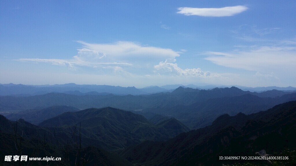 连绵的长城