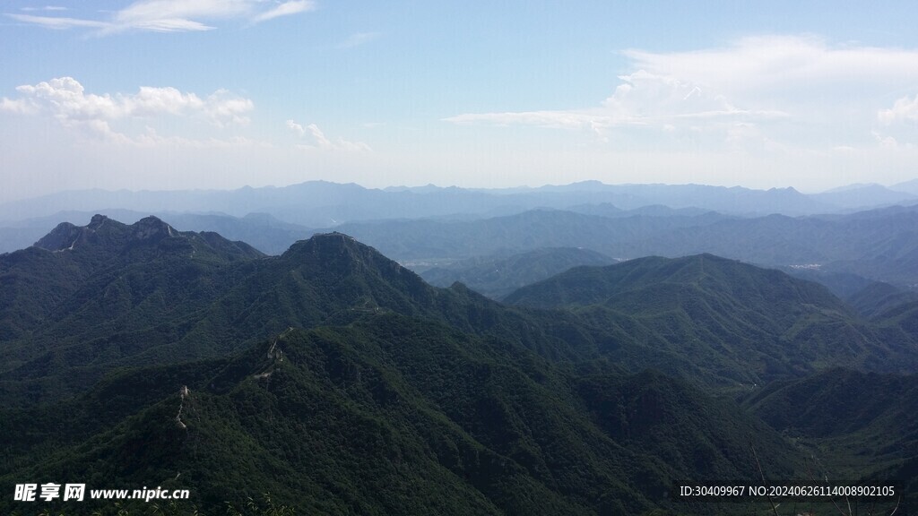 连绵的长城