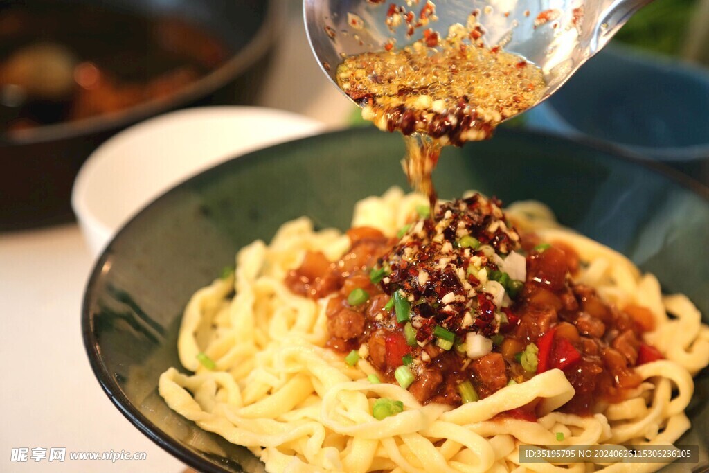 炸酱面