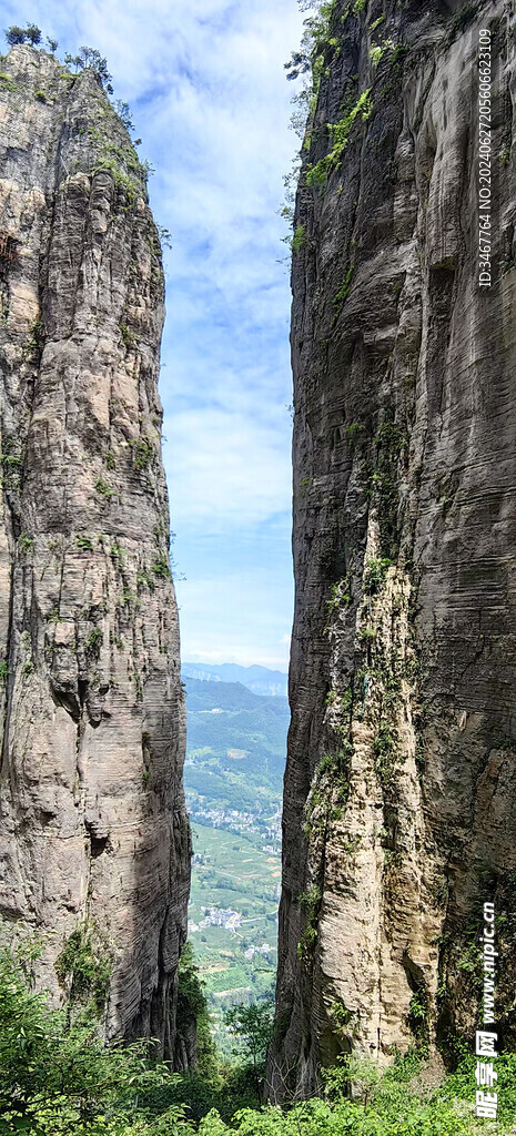 高山巍峨