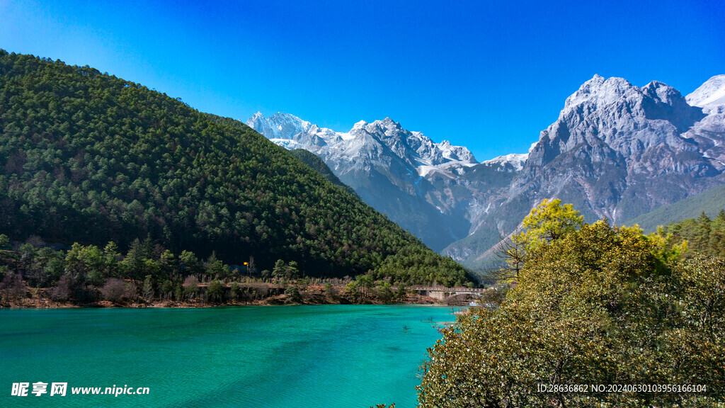 雪山