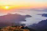 云海山色