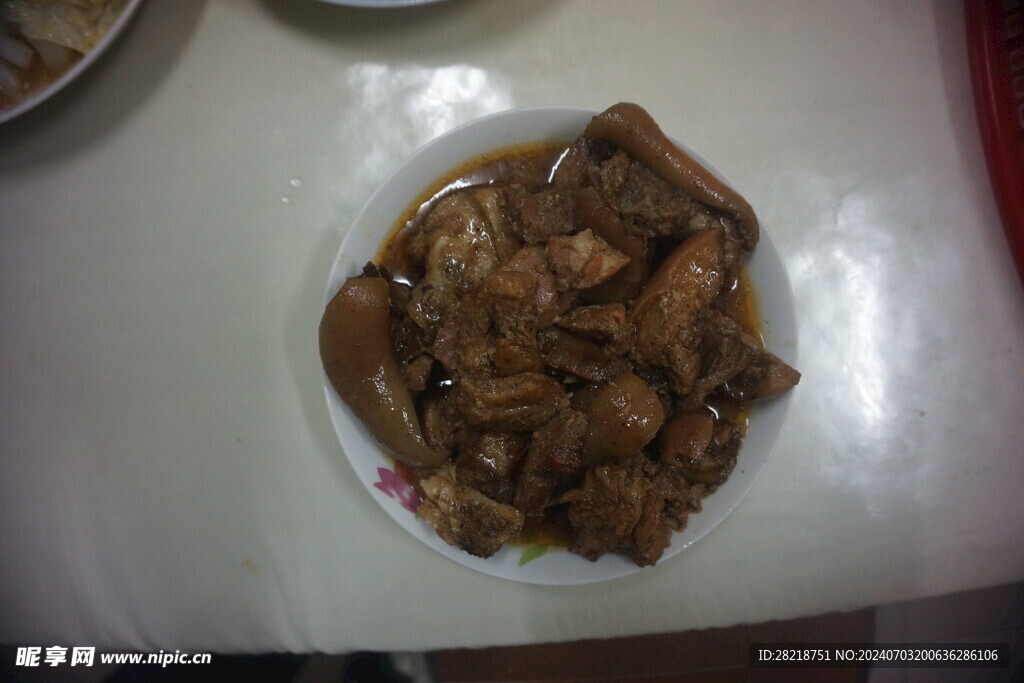 卤猪脚