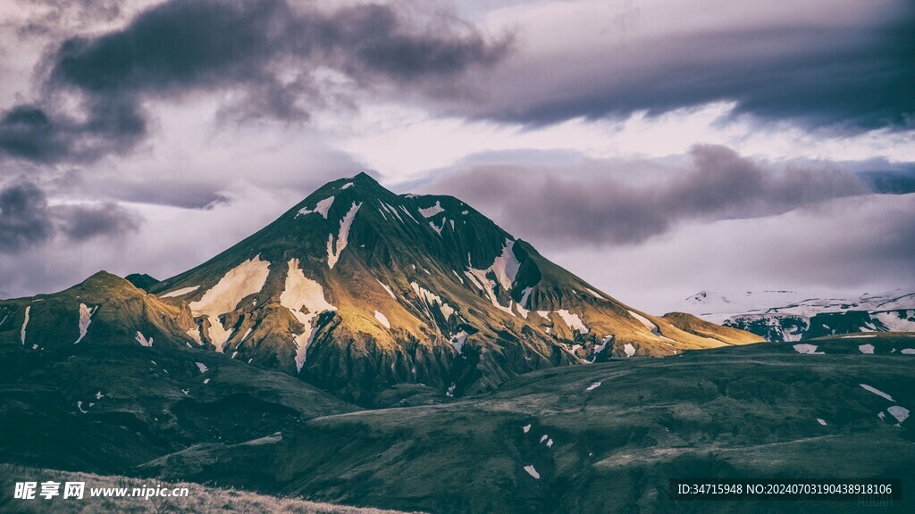 高山