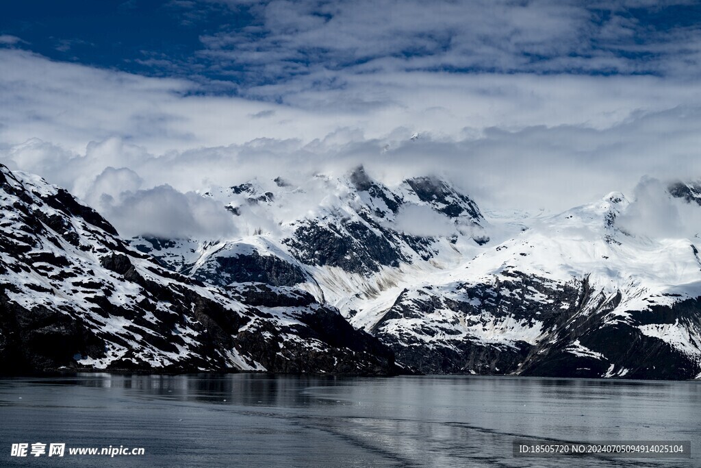 峡湾雪景