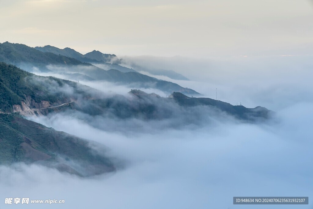 云海山巅