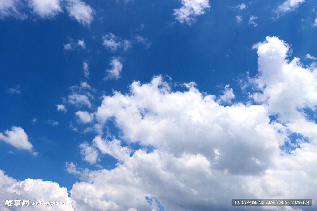 蓝天白云
