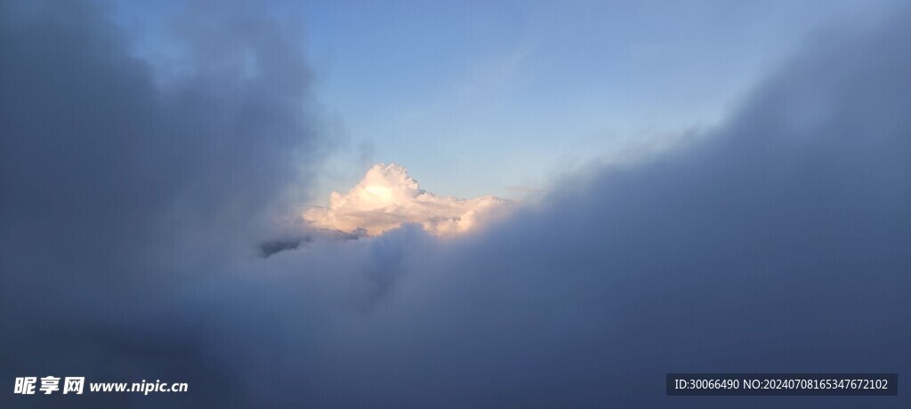 天空