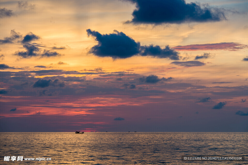 海上晚霞