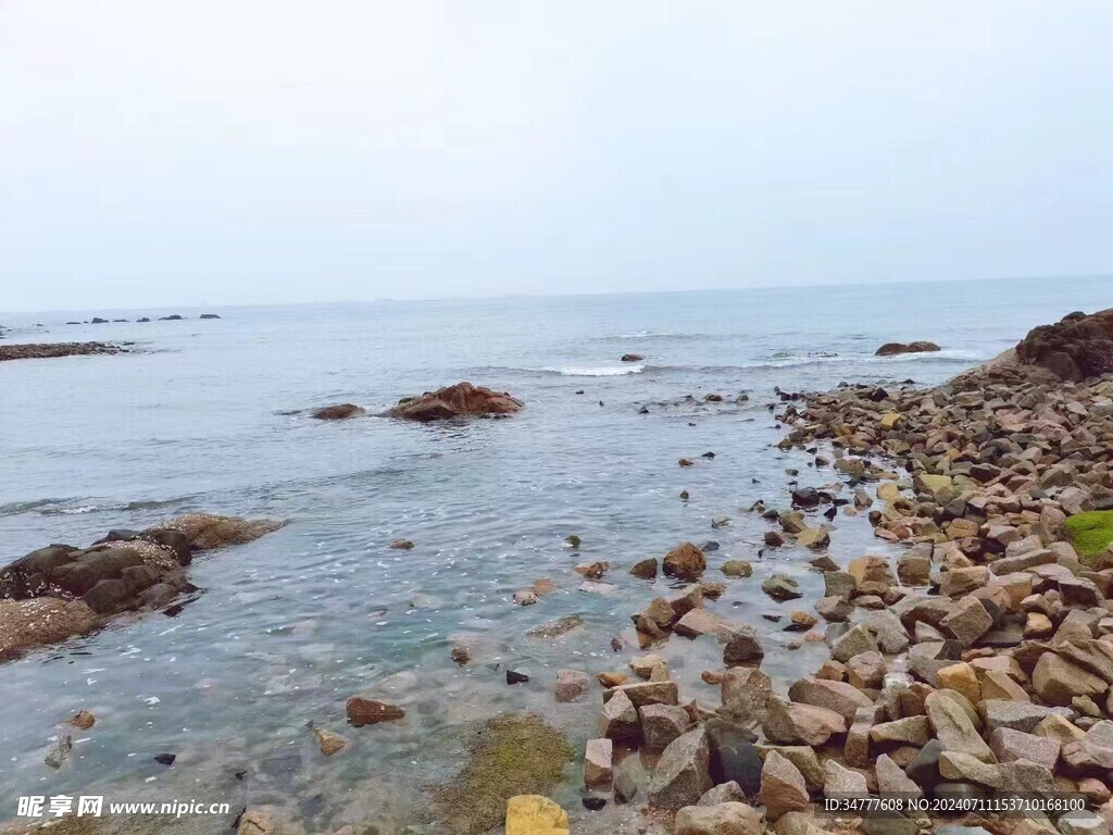 美丽礁石图片