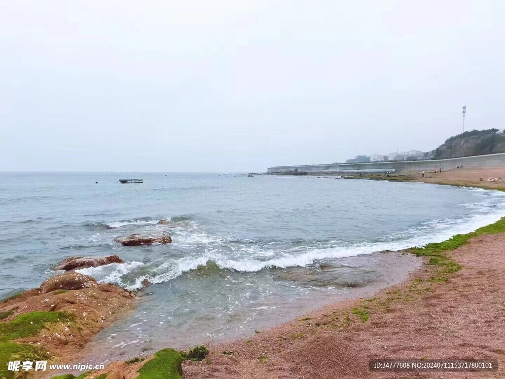 青岛沙滩海边图片