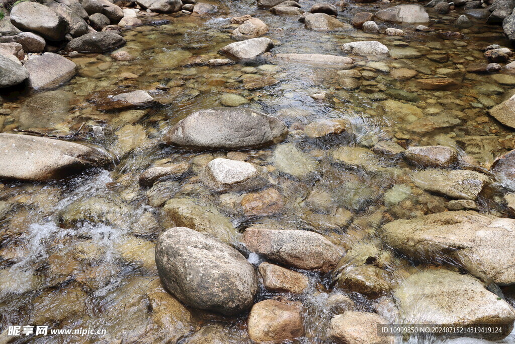 山泉水