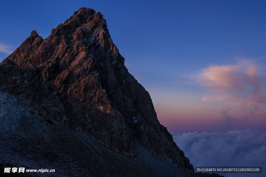 山峰