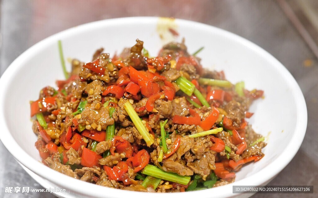 小炒牛肉