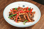 红椒茶树菇炒烧肉