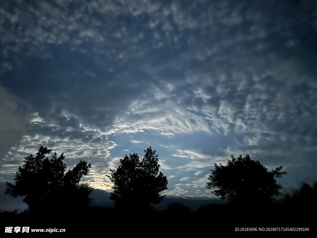 天空照