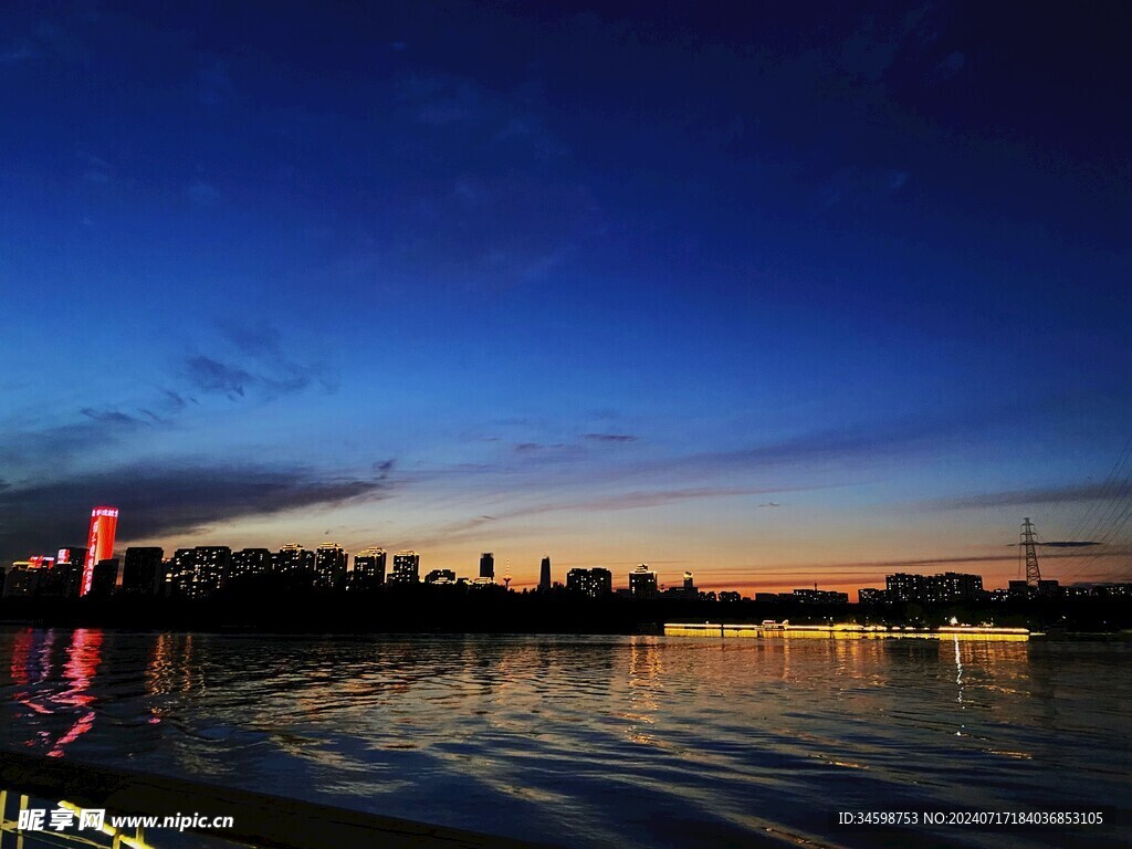 浑河夜景