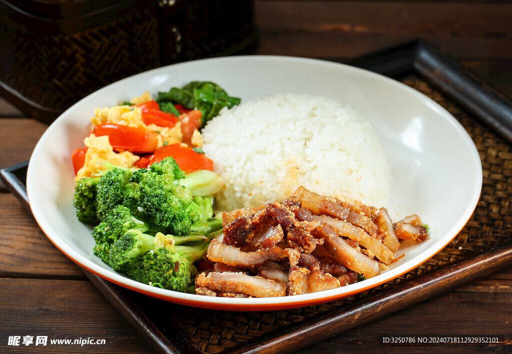 猪渣肉套餐饭