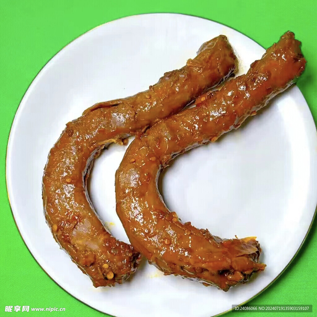 鸭脖 