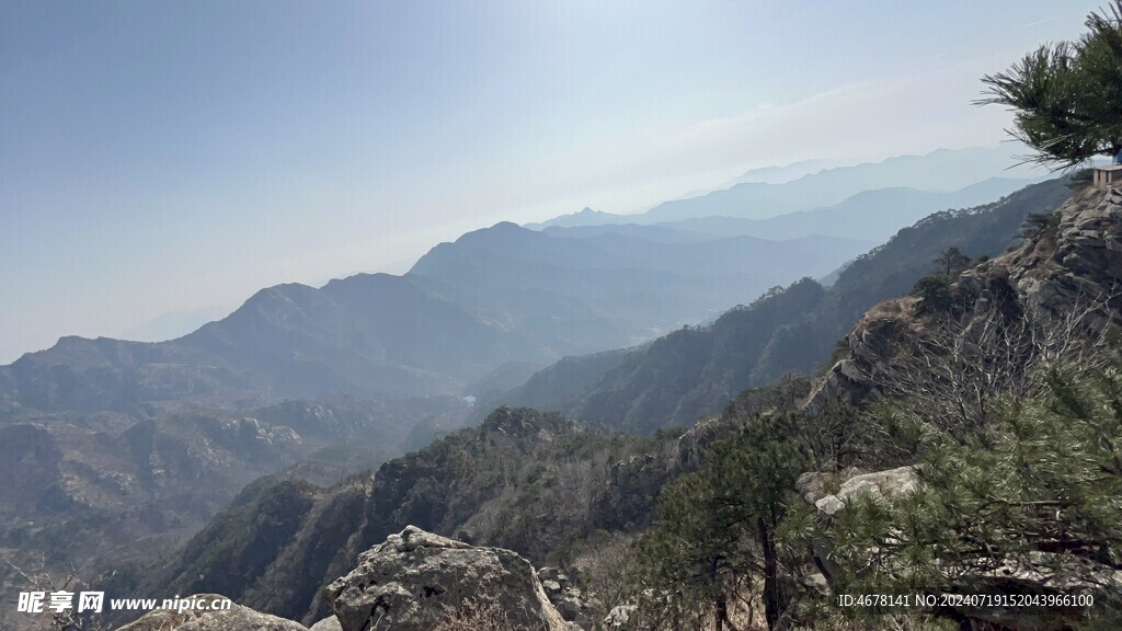 群山