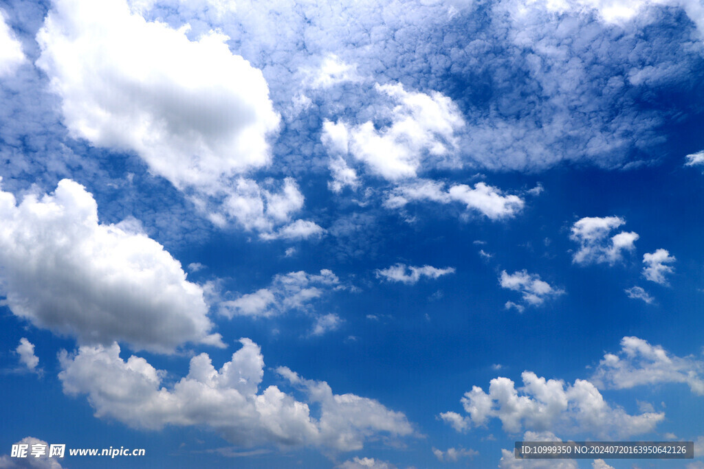 蓝天白云