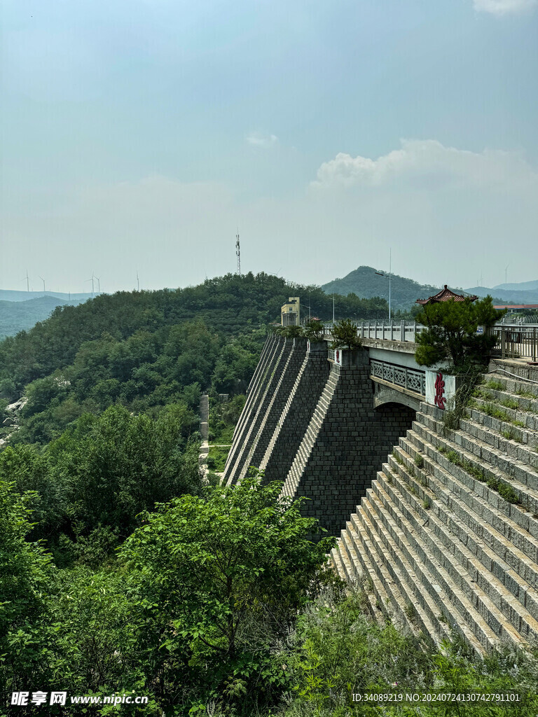 淌水崖水库大坝