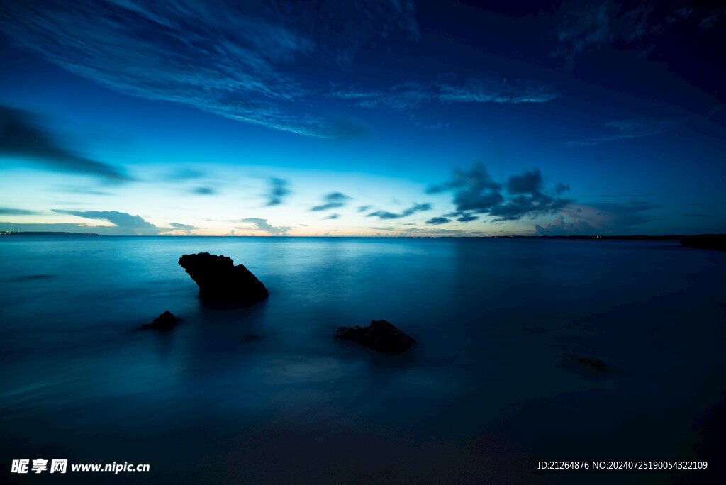 深夜大海