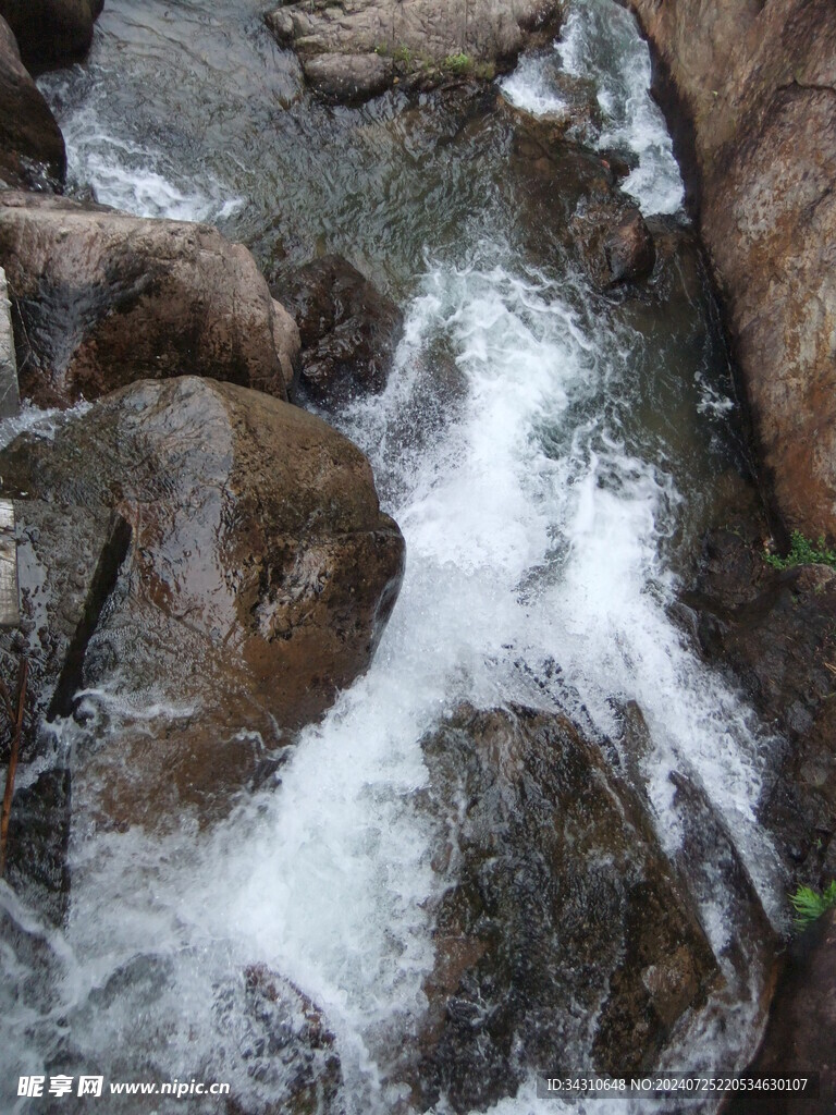 瀑布溪流山谷大自然摄影美景图片