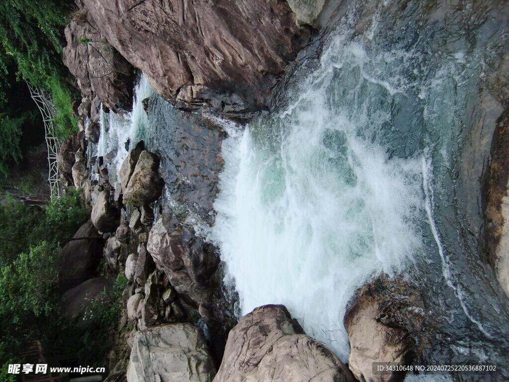 瀑布溪流山谷大自然摄影美景图片