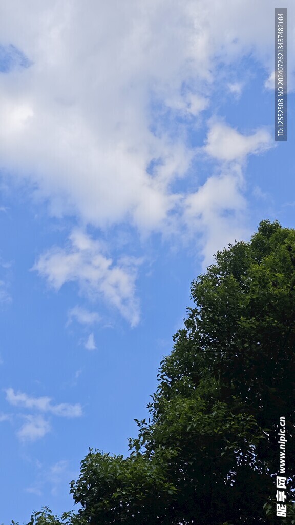 天空