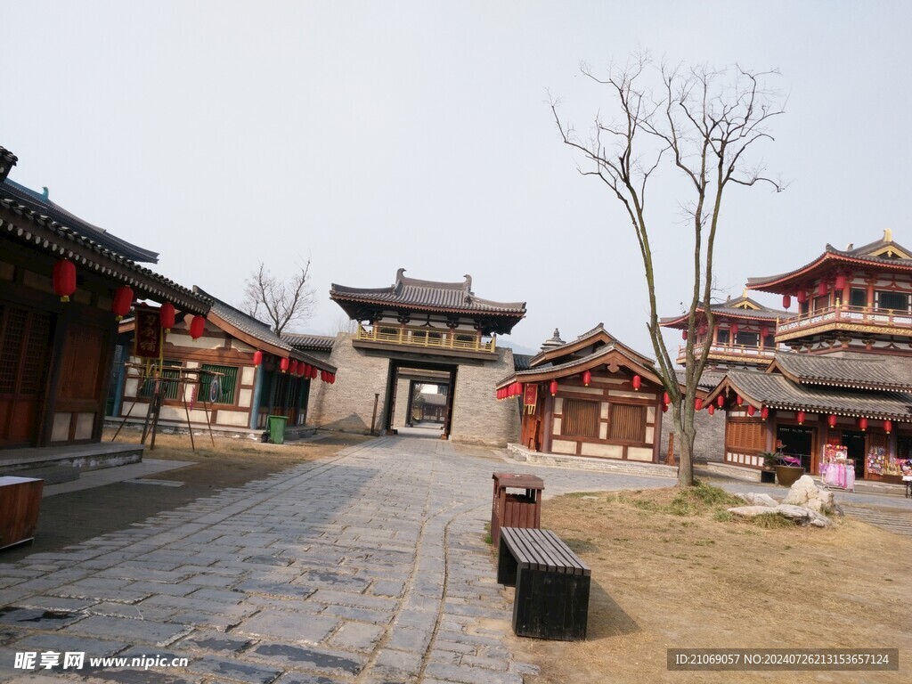 唐城
