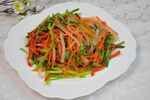 素炒龙虾丝