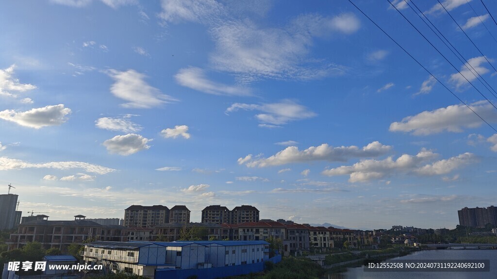 天空